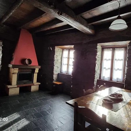 Rurales Casa Ardaliz Appartamento Cangas De Narcea